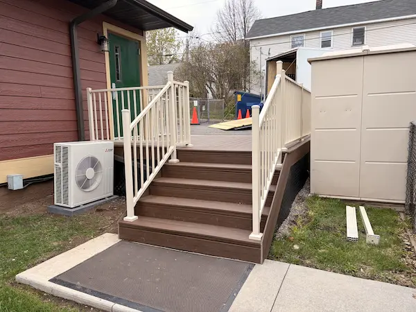 completed residential deck project in Duluth area